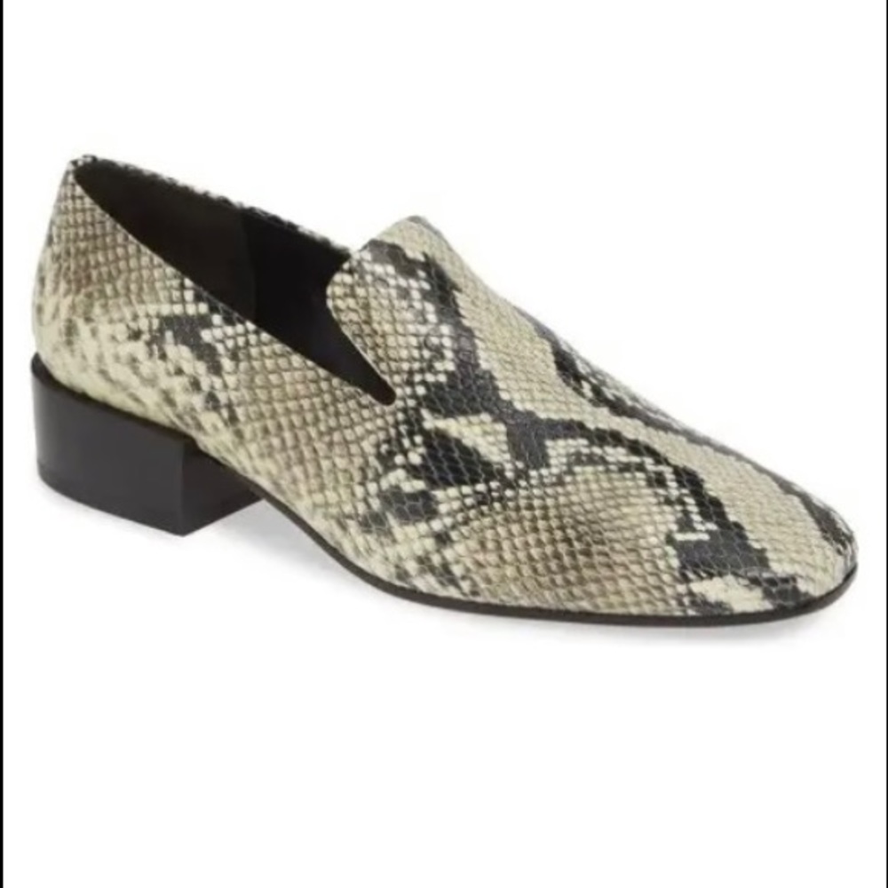 Never worn! Via Spiga Bauldaire flats. Gorgeous shoe but a size too big for me.
